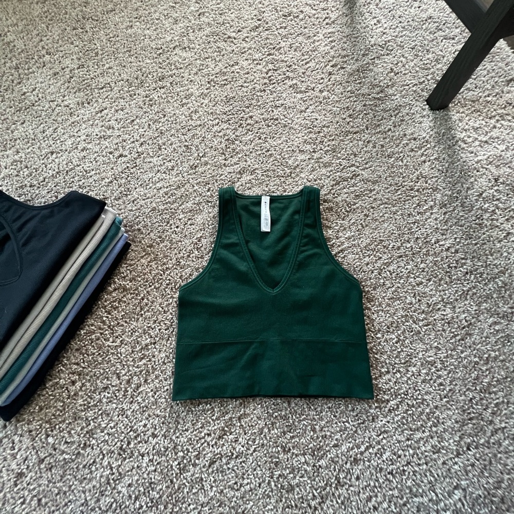 Athleta Aurora Crop S
